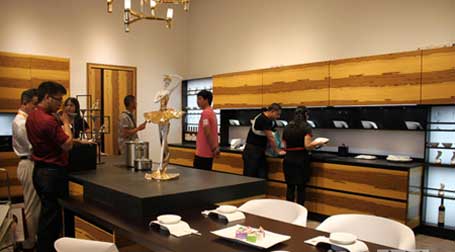 森美廚柜攜個(gè)性化專(zhuān)屬定制新品亮相中國建博會(huì )