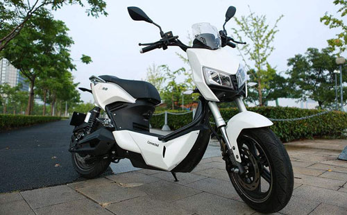 中國十大電動(dòng)車(chē)品牌愛(ài)瑪帶給你時(shí)尚、新鮮和動(dòng)感!
