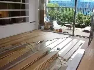 木地板可以直接鋪設在瓷磚上嗎？有什么好處？