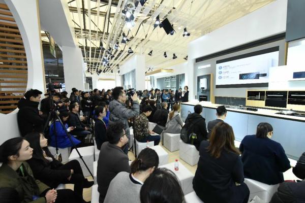 方太推“即開即熱“系列燃氣熱水器，在高端燃熱市場樹立創新榜樣