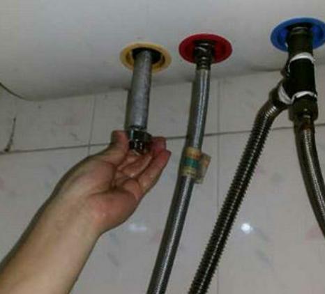 熱水器用久加熱慢，老保姆教我這樣清洗完，燒水速度快一倍