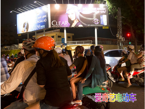 行業(yè)商機無(wú)限 愛(ài)奇藝電動(dòng)車(chē)與你共贏(yíng)財富