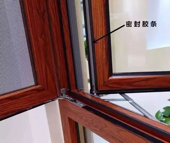 關注老年人健康，共筑希望——紅橡樹高端凈音門窗