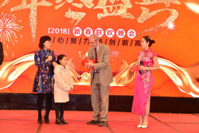 壁掛爐品牌年會(huì )|2018青島法羅力凝心聚力，再創(chuàng  )新高