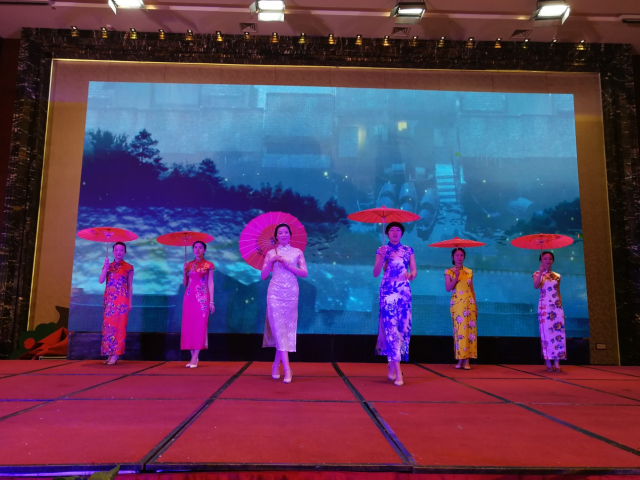 壁掛爐品牌年會(huì )|2018青島法羅力凝心聚力，再創(chuàng  )新高