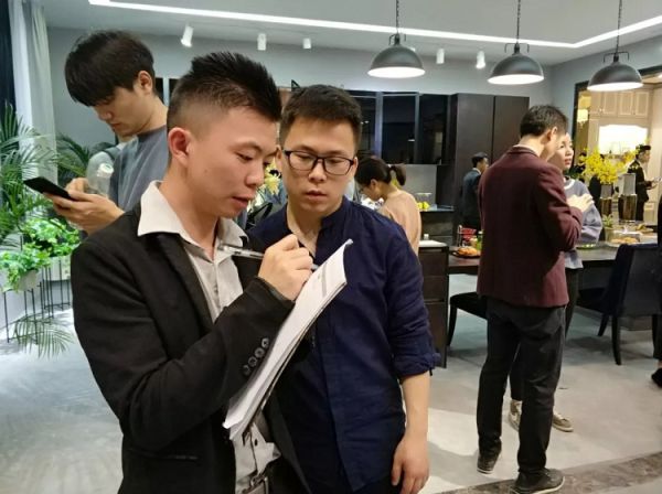 品牌大事|晾媽智能晾衣架亮相家具展，黑科技燃動(dòng)廣州
