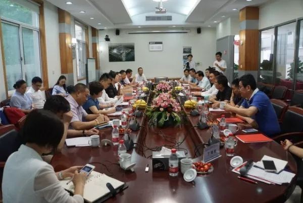 品牌大事|巴德士、湘江、展辰等企業大佬為何齊聚亞士？