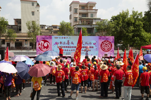 品牌大事|堅美鋁業(yè)愛(ài)心捐款 助力鳳池慈善事業(yè)