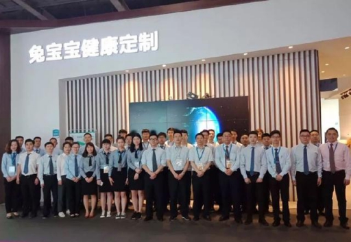 又雙叒得獎！兔寶寶衣柜榮獲2018中國全屋定制十佳品牌