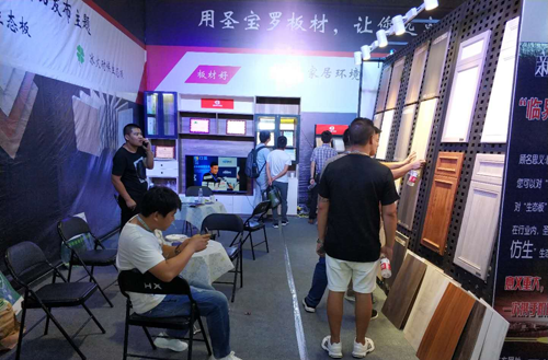 圣寶羅生態(tài)板木博會(huì )大放異彩