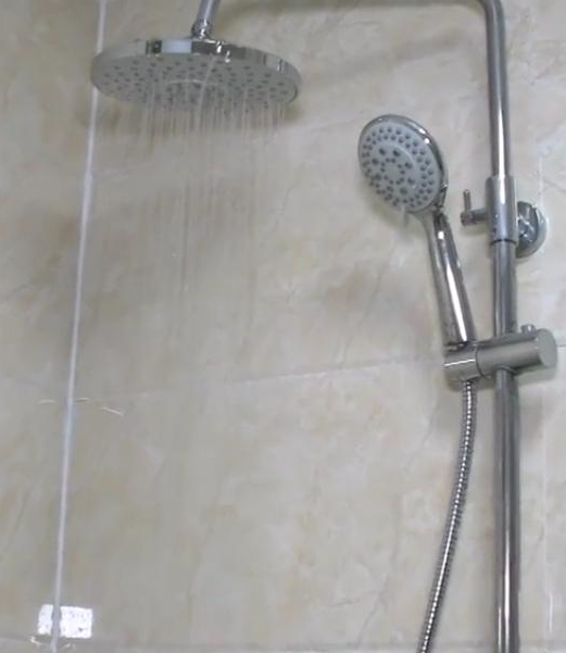 中國品牌電熱水器跟你老生常談，再強調電熱水器的安全使用