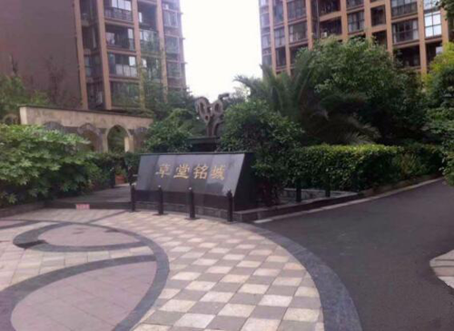建源新風(fēng)系統成都匯廈草堂銘城壁掛式產(chǎn)品安裝案例