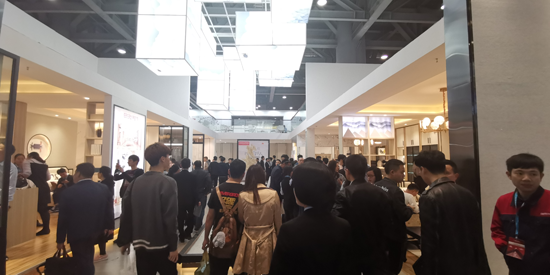 伊百麗攜時(shí)尚全屋家居新品引爆中國（廣州）定制家居盛會(huì )！