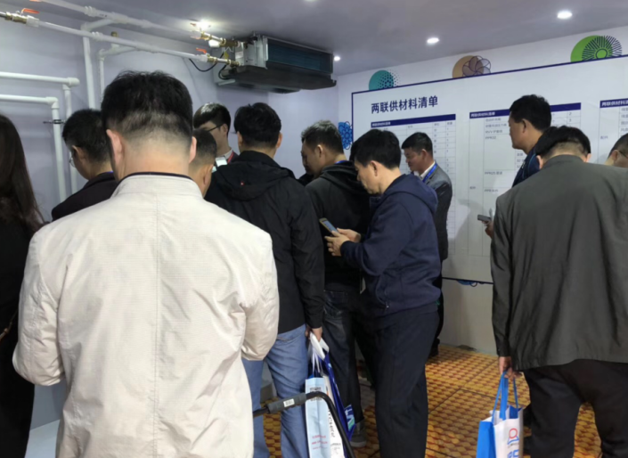 上海熱泵展開(kāi)展首日，伊蕾科斯空氣能展區人氣爆棚！
