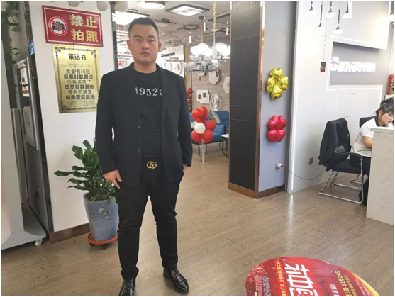 冠華照明經銷商專訪：“始于顏值，陷于品質，忠于品牌”