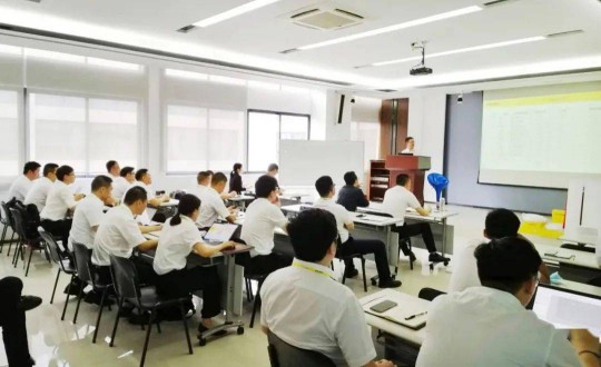 有沒有人知道，TCL照明、龍勝、嘉美等年中忙什么？