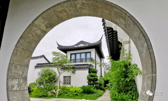 山水為丹青，門窗為鏡頭！三宅門窗為中式建筑添彩… 