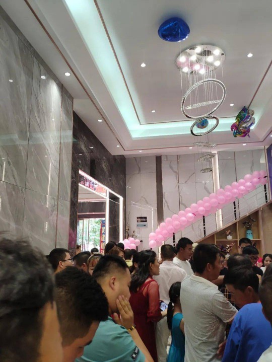 威爾斯陶瓷云南瀘西和彌勒兩大旗艦店盛大開(kāi)業(yè)！