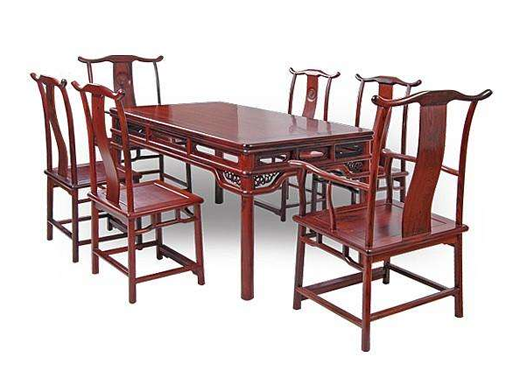 紅木家具廠(chǎng)家以匠心為基礎，巧借互聯(lián)網(wǎng)改革傳統