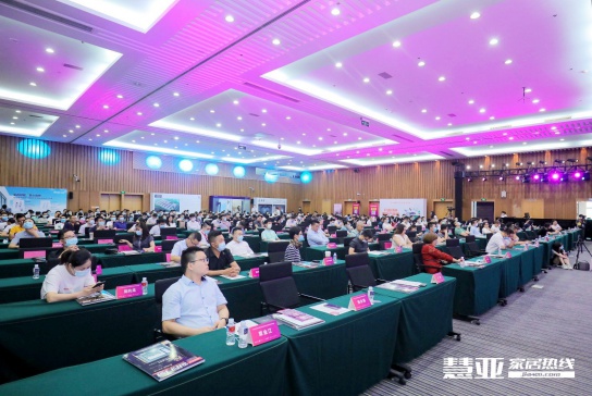 伊百麗全屋定制榮獲“2020經(jīng)銷(xiāo)商推崇十大品牌”!