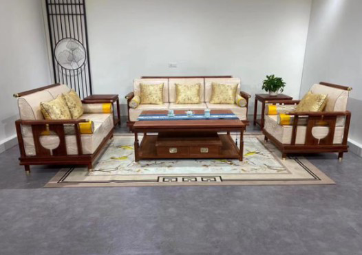 買(mǎi)了紅木家具的人，他們不一定知道怎么保養這個(gè)東西