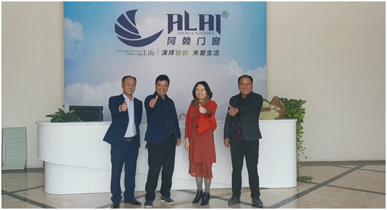 強強聯(lián)合 阿賴(lài)門(mén)窗攜手巨光門(mén)控勇創(chuàng  )發(fā)展佳話(huà)