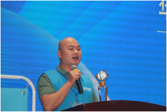 華盈照明2021G30核心經(jīng)銷(xiāo)商答謝會(huì )取得圓滿(mǎn)成功